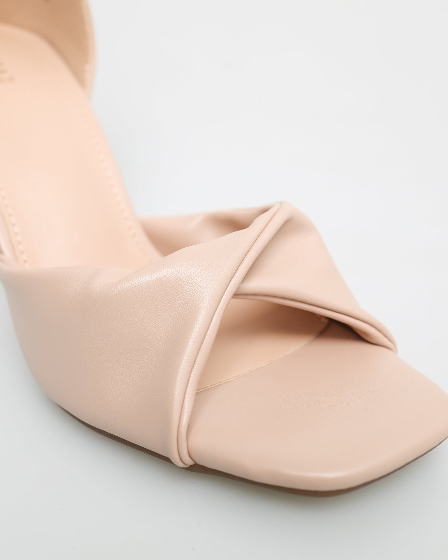 Ladies Folded Anklestrap Heels
